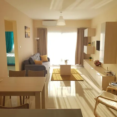 Northern Cyprus, Trikomo, Iskele, Long Beach, Caesar 5 Lägenhet